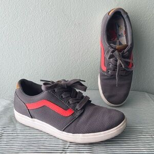 Vans | Ultracush ChapLite Gray & Coral Sneakers